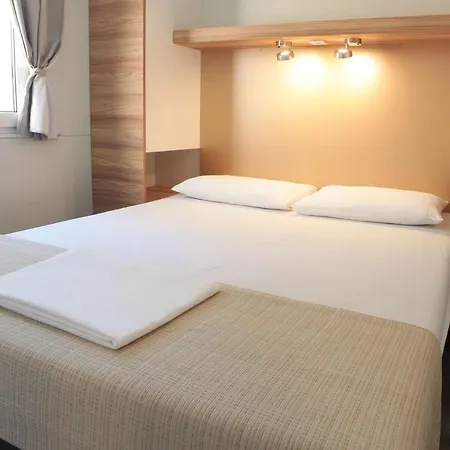 Villaggio Camping Sentinella Torre dell'Orso Exterior photo