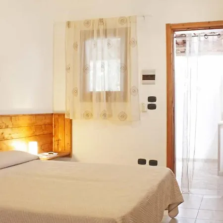 Villaggio Camping Sentinella Torre dell'Orso Exterior photo