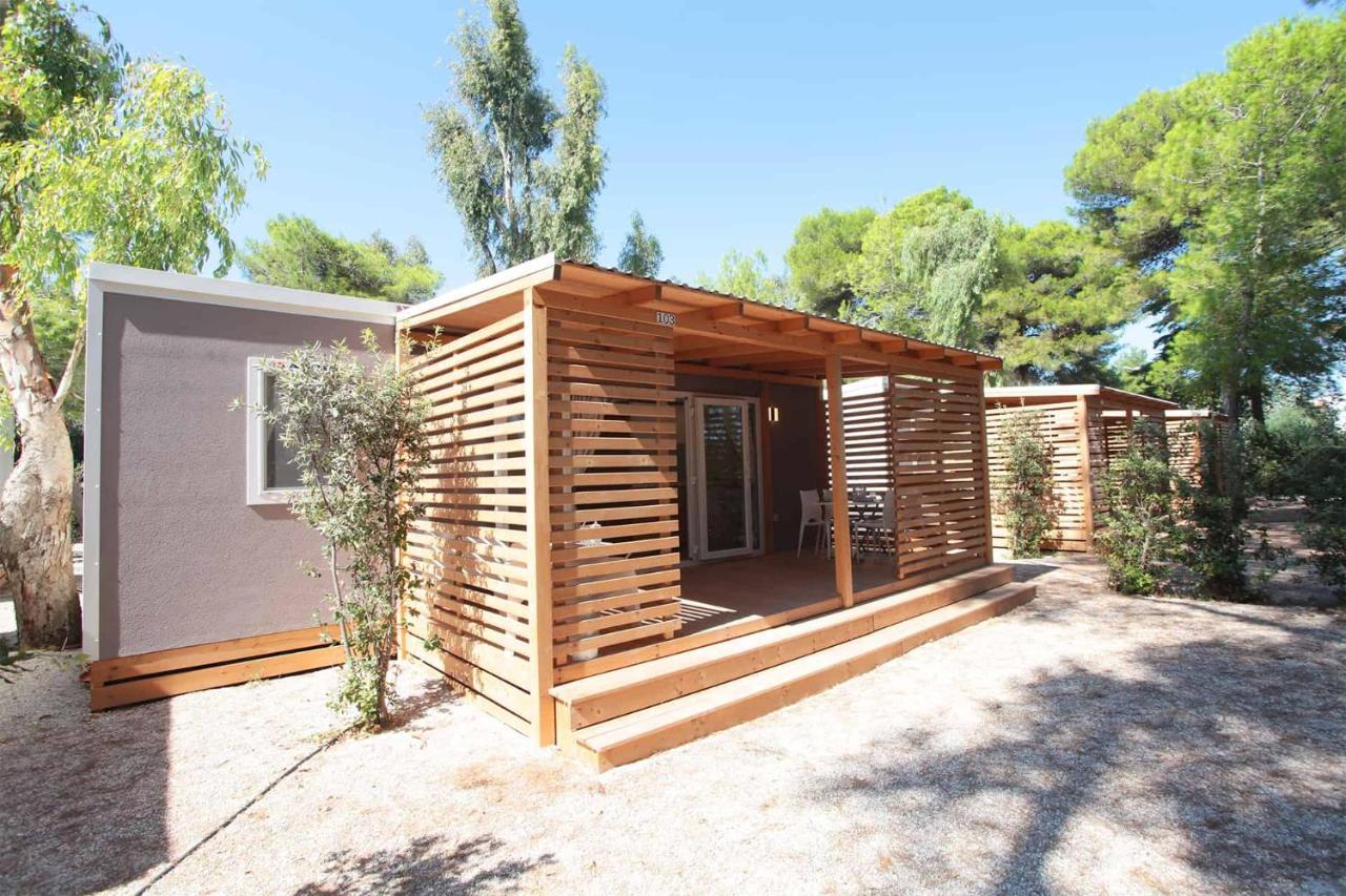 Villaggio Camping Sentinella Campingplatz *